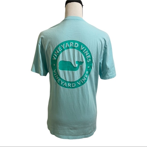 Vineyard Vines above the vineyard whale T-shirt size XSmall pocket front… - Picture 3 of 6